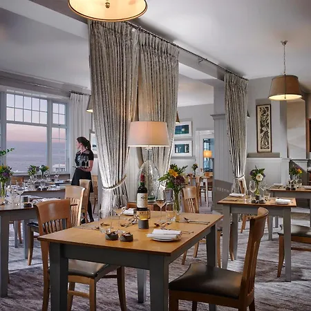 Dunmore House Hotel 4*